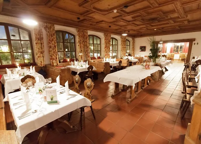 מלון Bio-hotel Alter Wirt Grünwald